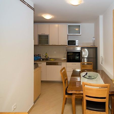 Apartment Peran Шибеник Экстерьер фото