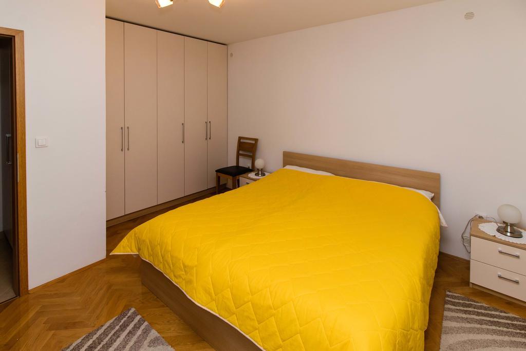 Apartment Peran Шибеник Экстерьер фото